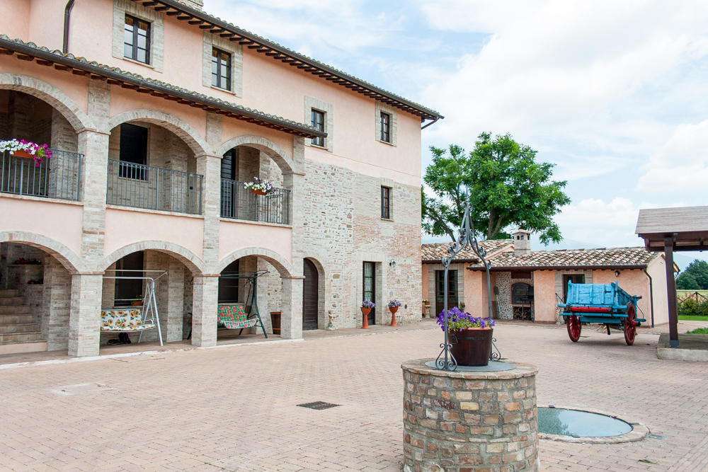 Le Stelle Di San Lorenzo Hotel Bastia Umbra Exterior photo